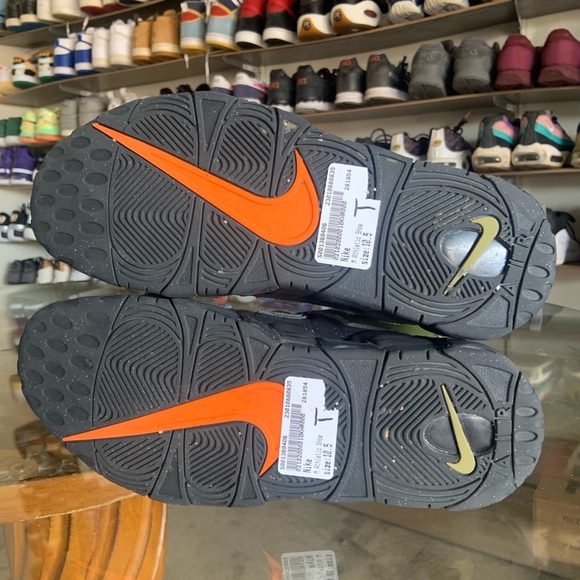 Men’s 12 (46) Nike Air Mote Uptempo ‘Rough Green’. - Picture 5 of 7